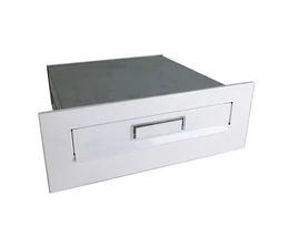 POSTALÁDA OSZLOPBA ÉPÍTHETŐ FEHÉR